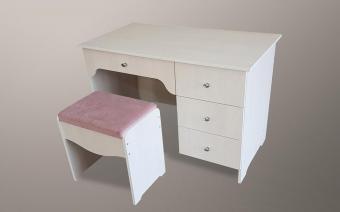 Стіл-трюмо Італія