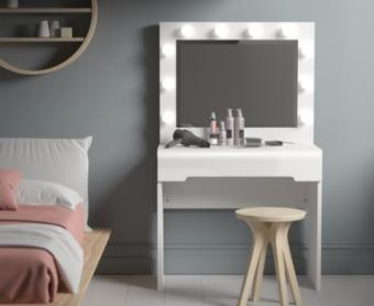 Стол визажиста